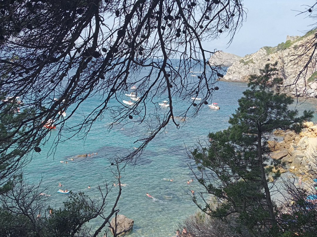 Cala del Gesso-圣托斯特凡诺港必去景点