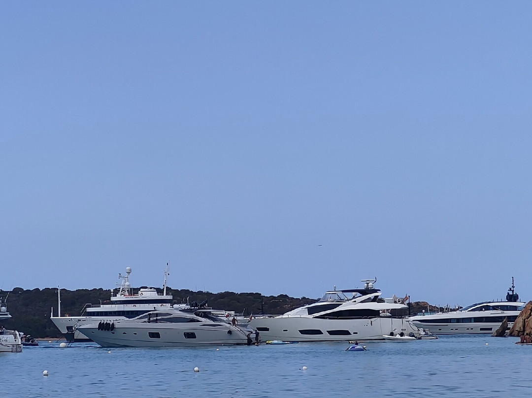 Spiaggia di Cala Spalmatore-拉马达莱娜必去景点