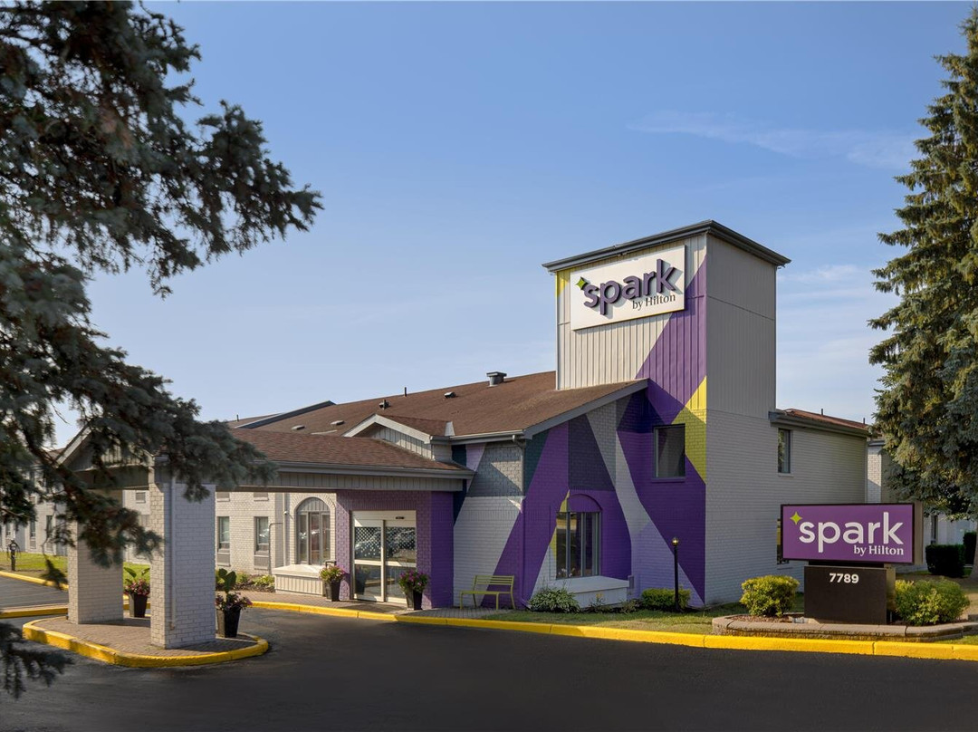 Spark By Hilton Brockville