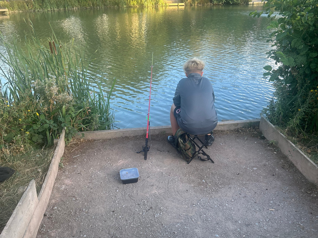 Burton Springs Fishing and Holidays-布里奇沃特必去景点