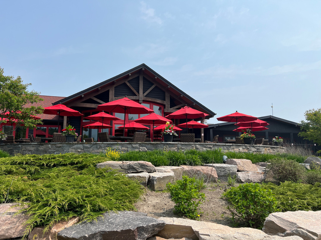 Killarney Mountain Lodge主图