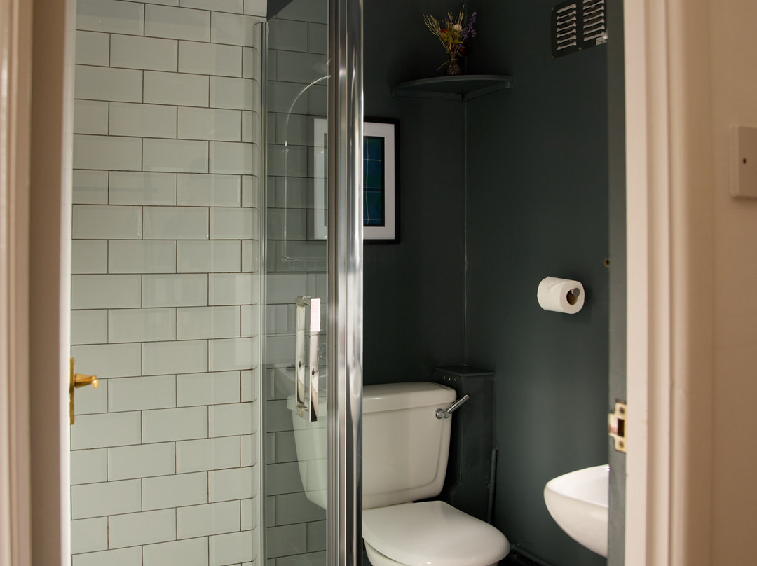 Tisbury酒店住宿-Riverbarn Kitchen and Bed & Breakfast