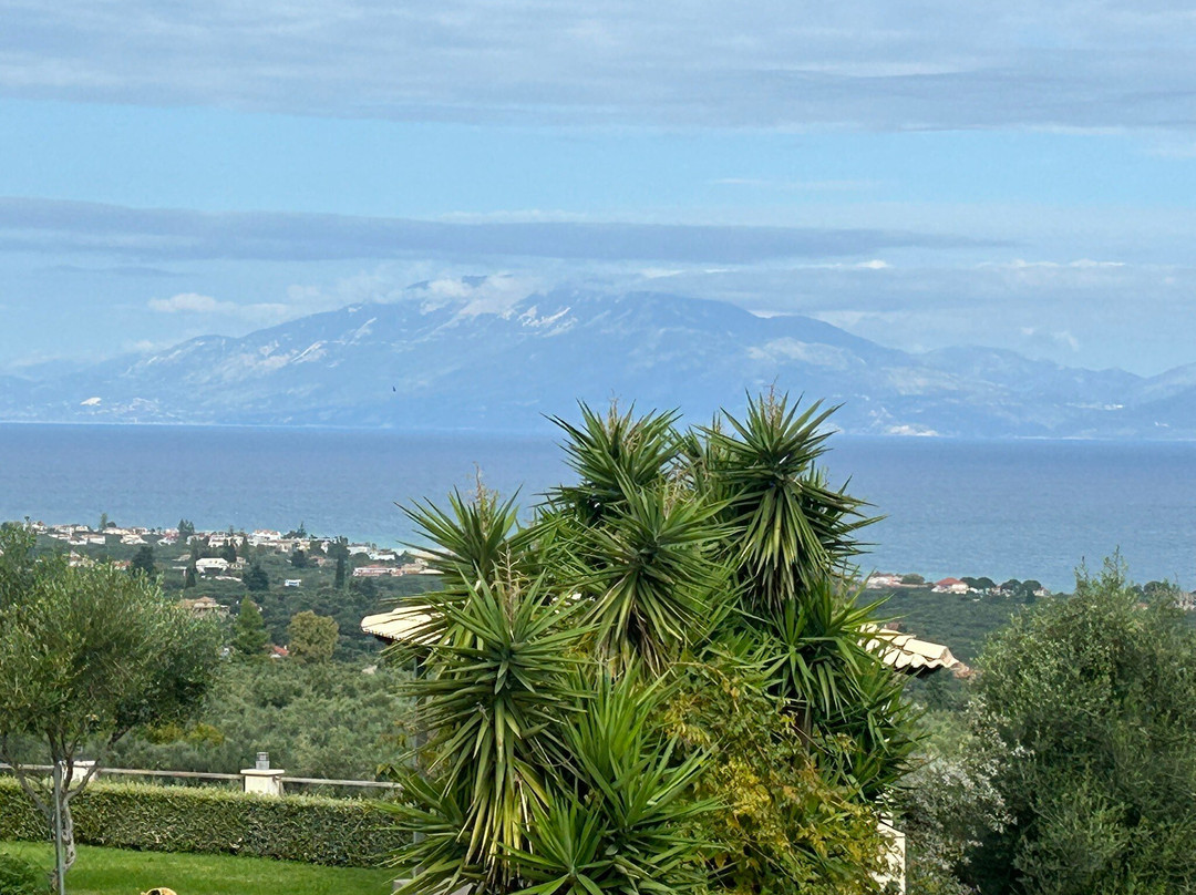 OREO PRIVATE TRANSFERS-扎金索斯必去景点