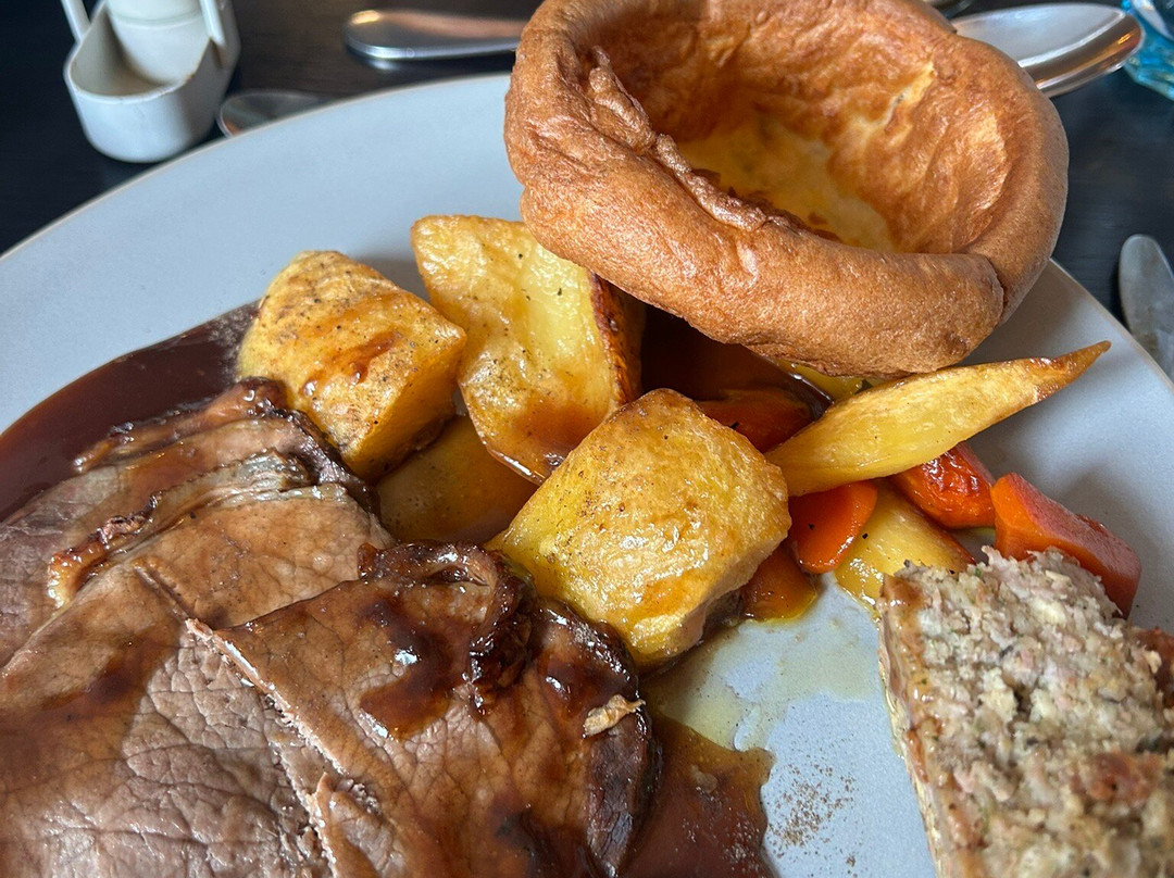 Furzeleigh Mill Inn主图