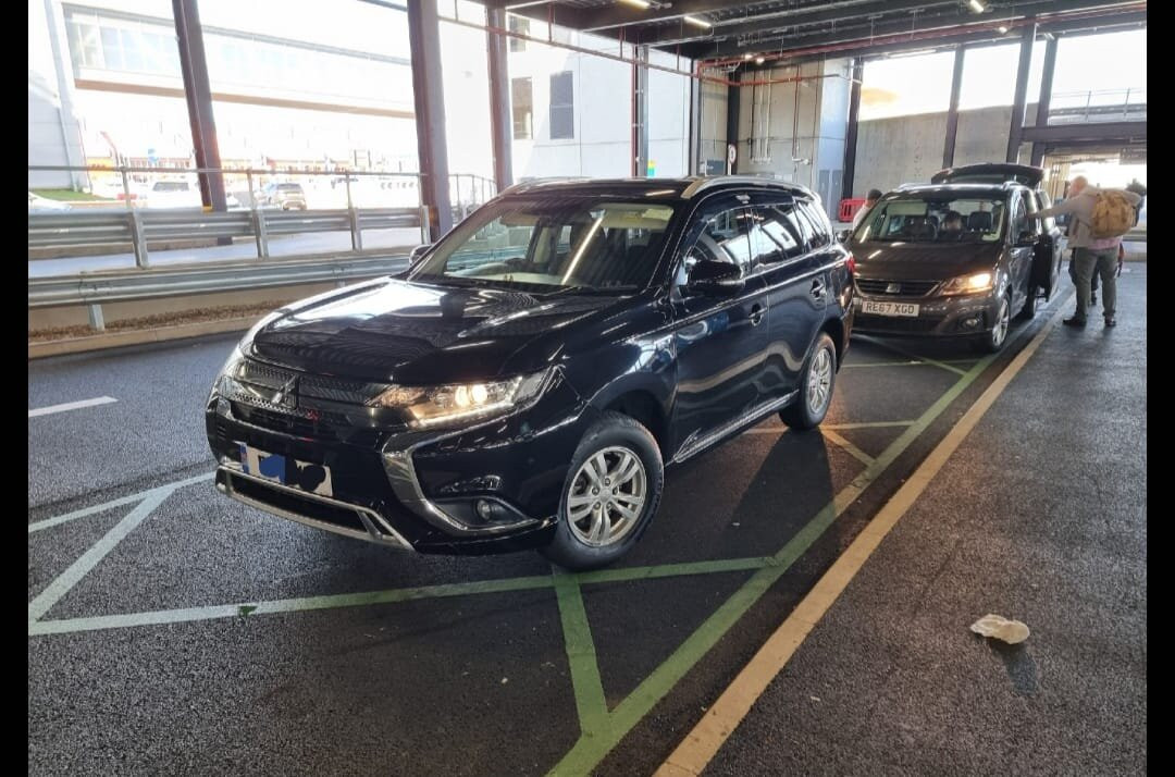 Flybird Taxis Airport Transfers Milton Keynes-米尔顿凯恩斯必去景点