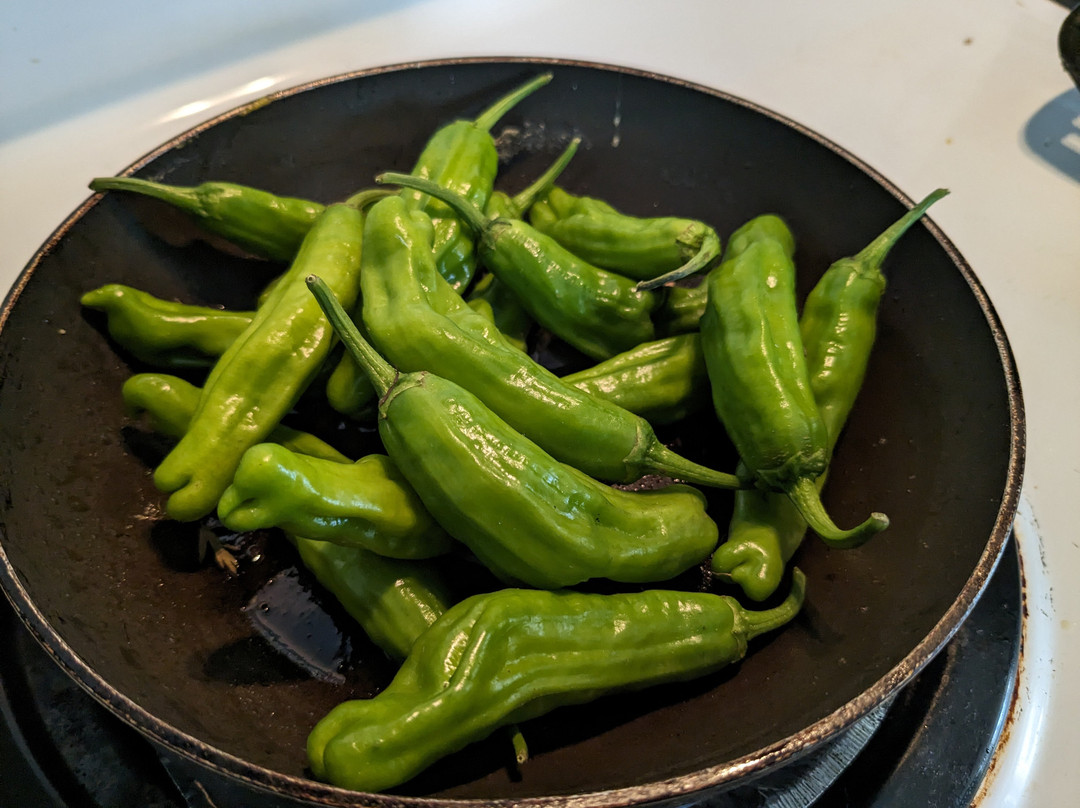 Clutch Farm - seasonal farm stand-Salmo必去景点