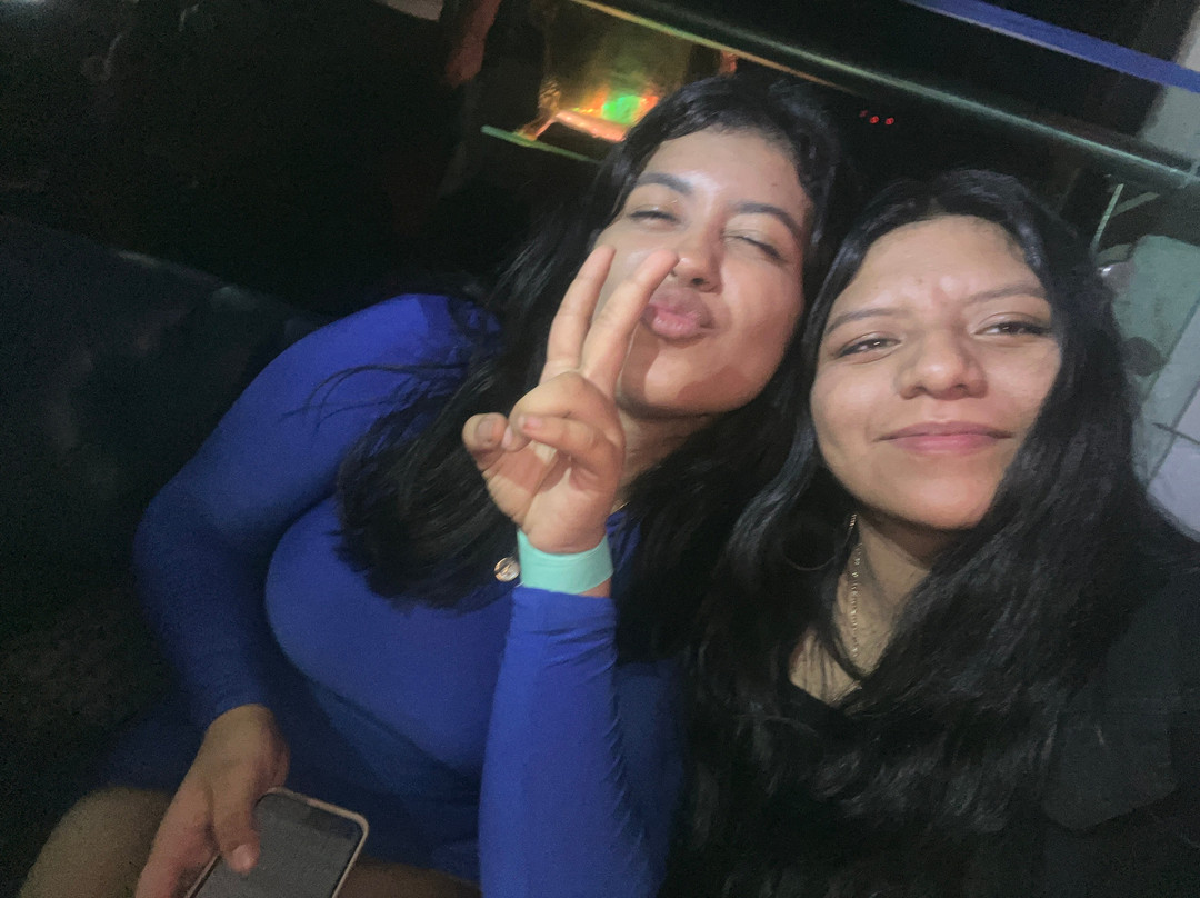 Strana-瓦拉塔港必去景点