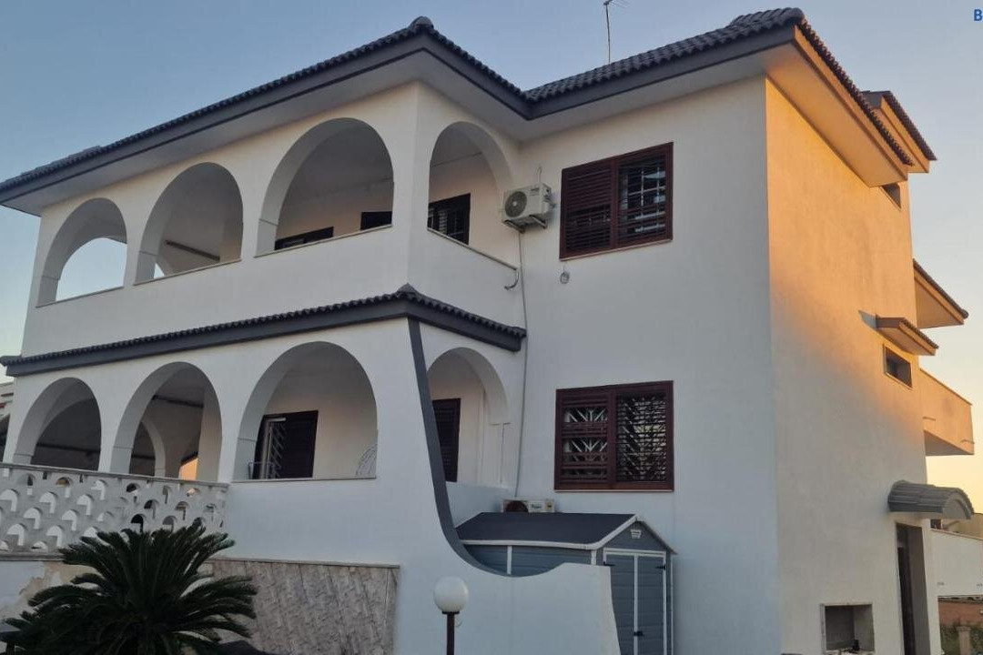 La Loggia Sul Mare