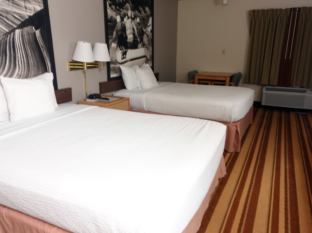 Super 8 by Wyndham Green River主图