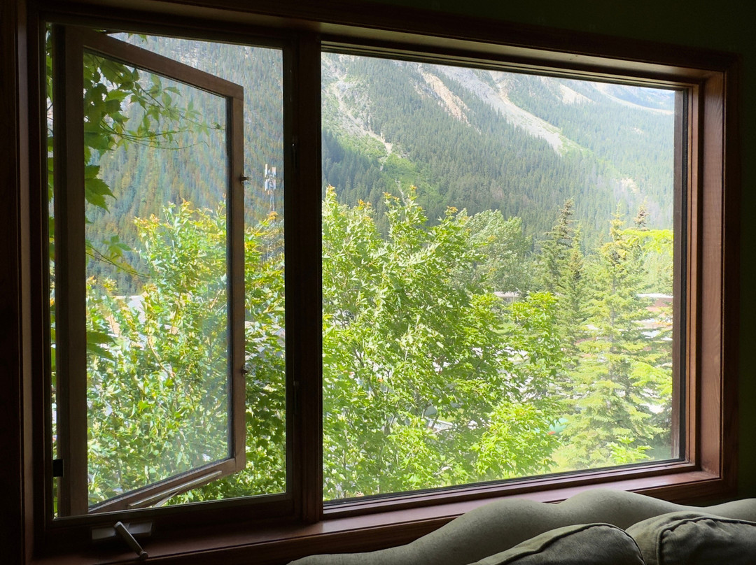 Mt Burgess Guesthouse主图