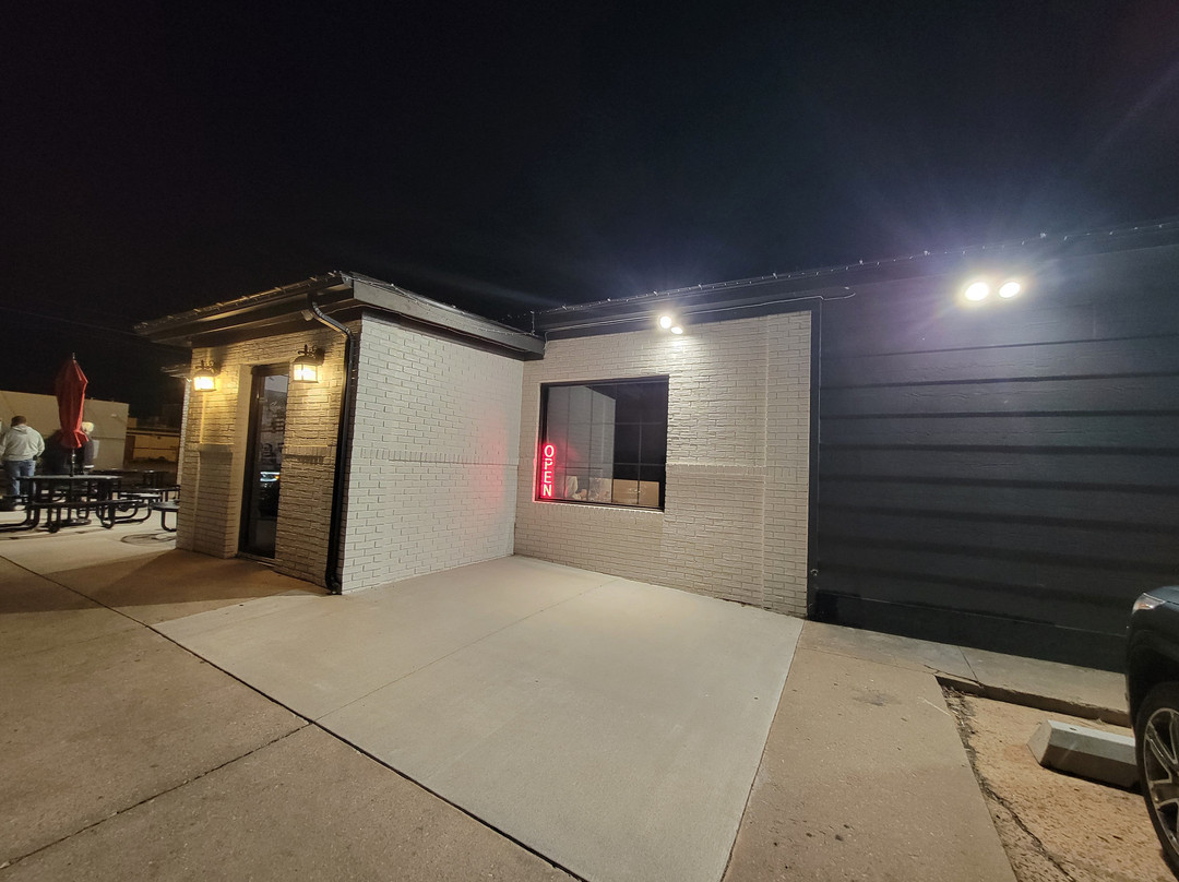 Luigi's In Chickasha