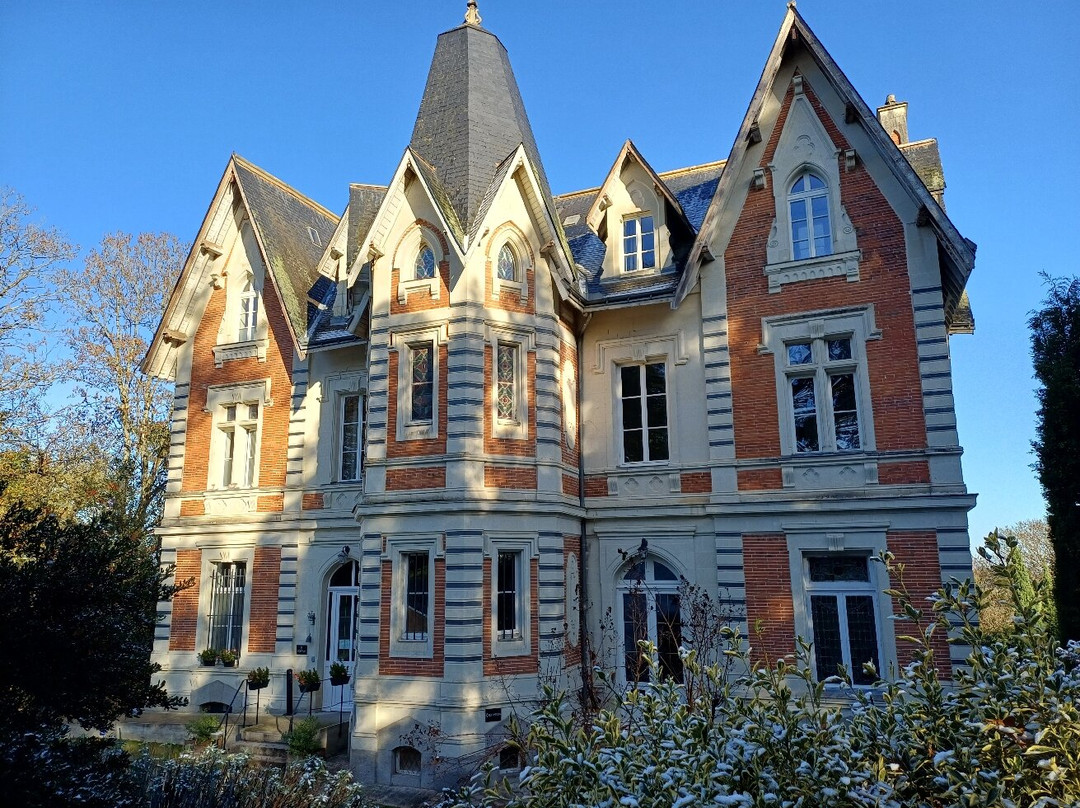 Le Château Des Forges主图