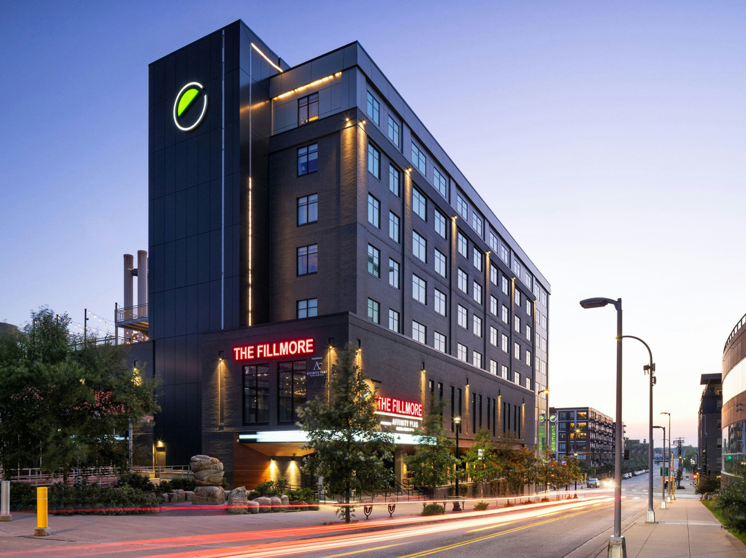 Element Minneapolis Downtown