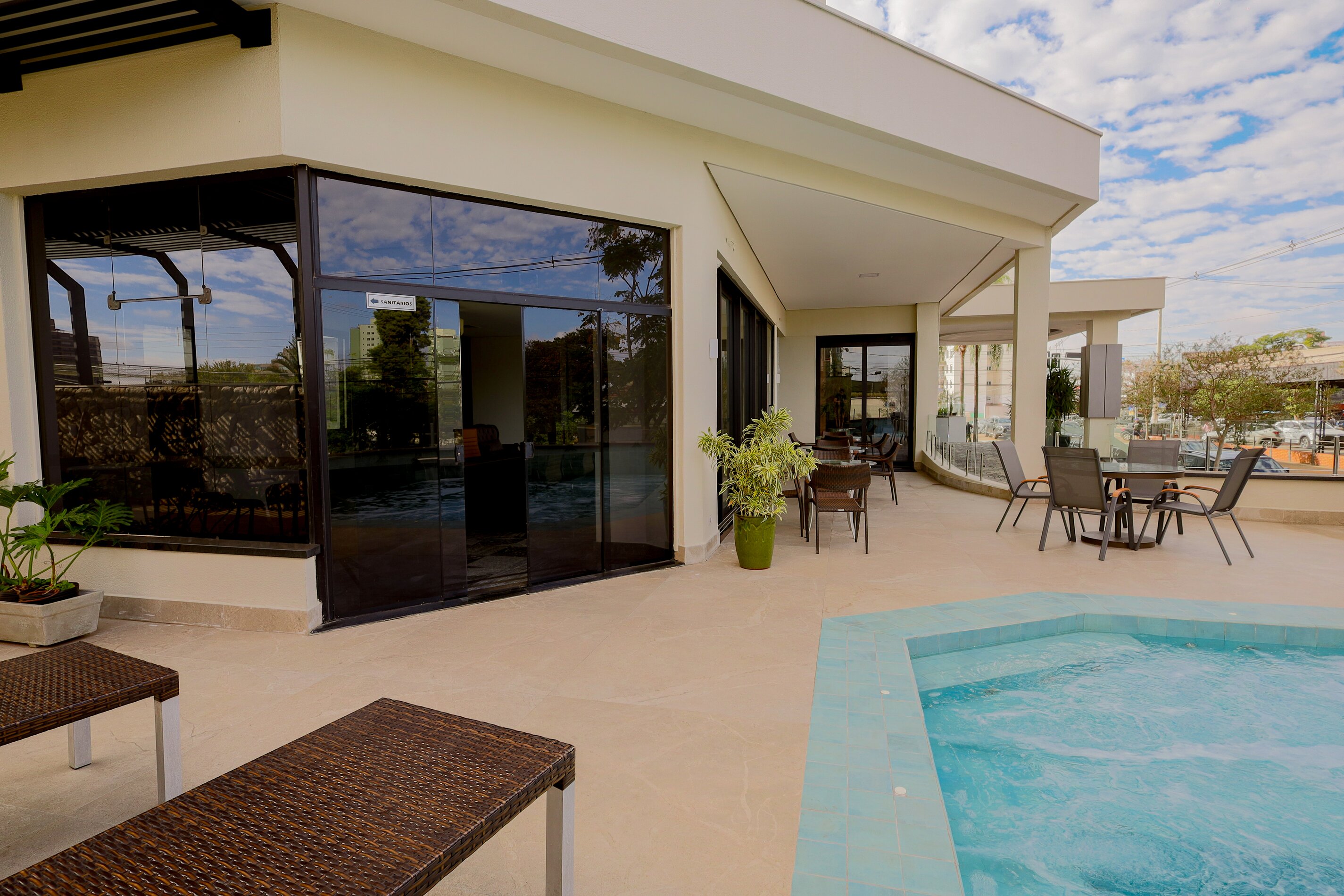 Antonios Palace Hotel-泳池