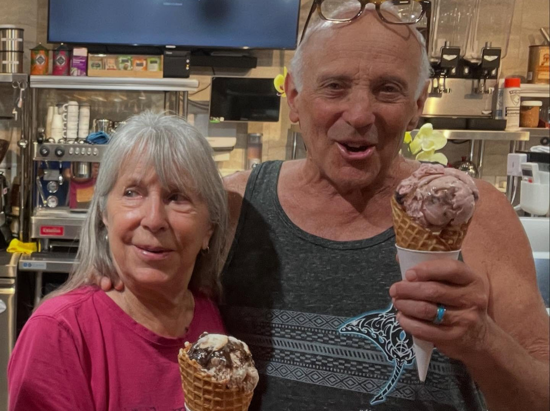 Tropical Ice Cream And Cafe