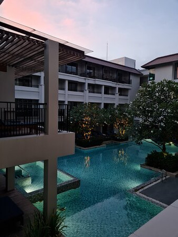 班泰海滩度假村主图