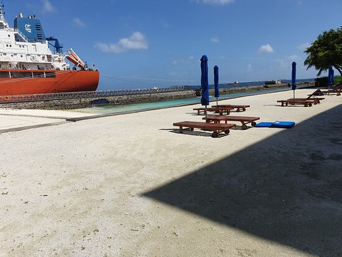 瑚湖尔岛酒店主图