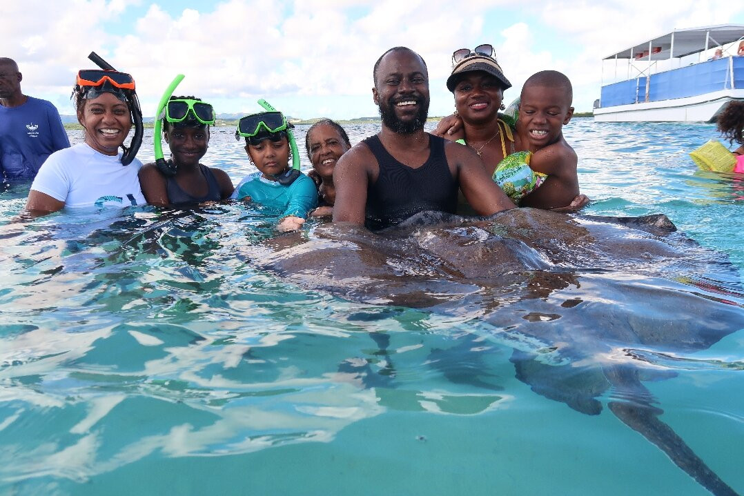 Stingray City-安提瓜必去景点