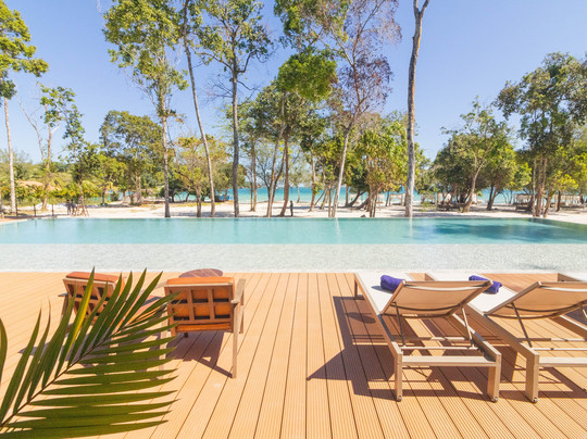 Island Center Point主图