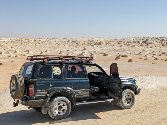 White Desert Safari-Bawiti必去景点