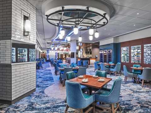 消防员娱乐场酒店主图