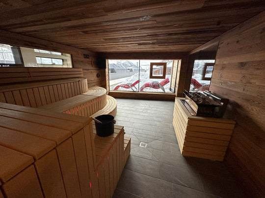 Hotel Cinderella Spa & Resort主图