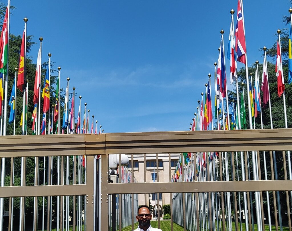 破椅子纪念碑-日内瓦必去景点