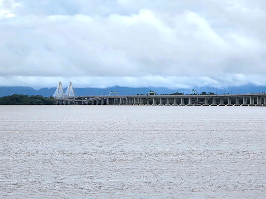 Sultan Haji Omar Ali Saifuddien Bridge-斯里巴加湾必去景点