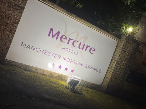 Mercure Manchester Norton Grange Spa-洛奇代尔必去景点