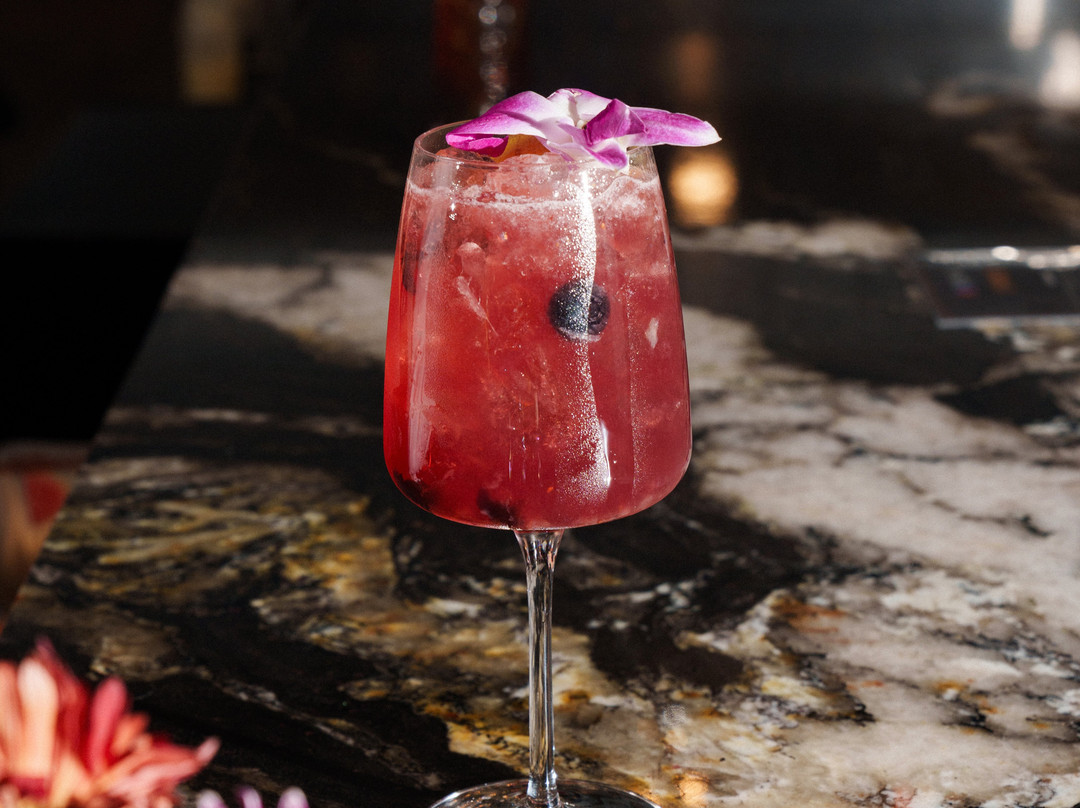Rivas Coffee, Cocktails & Kitchen