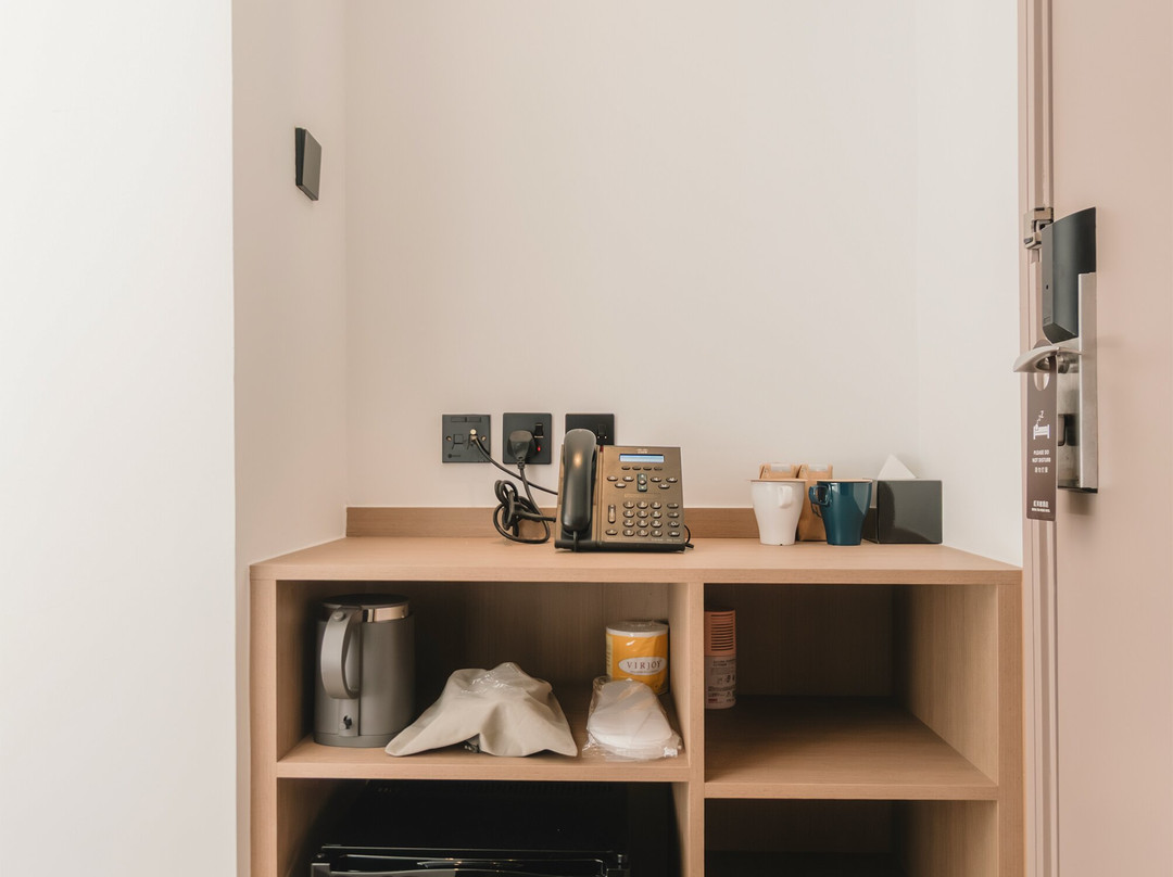 红茶馆酒店主图