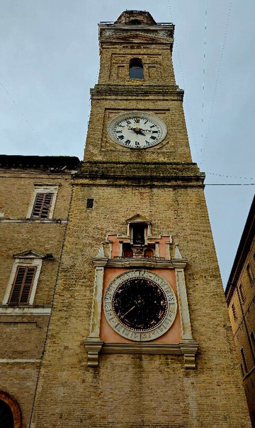 Torre Civica-马切拉塔必去景点
