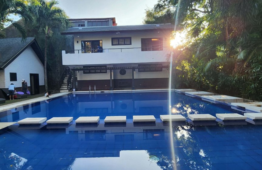 沙邦干海滩度假村-泳池