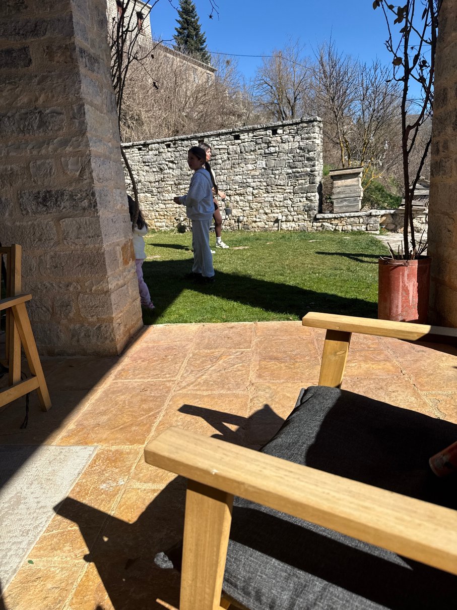 阿佩罗斯乔拉酒店-官方