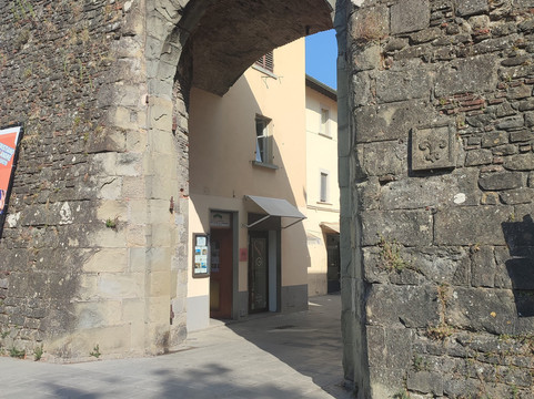 Porta Fiorentina-圣塞波尔克罗必去景点