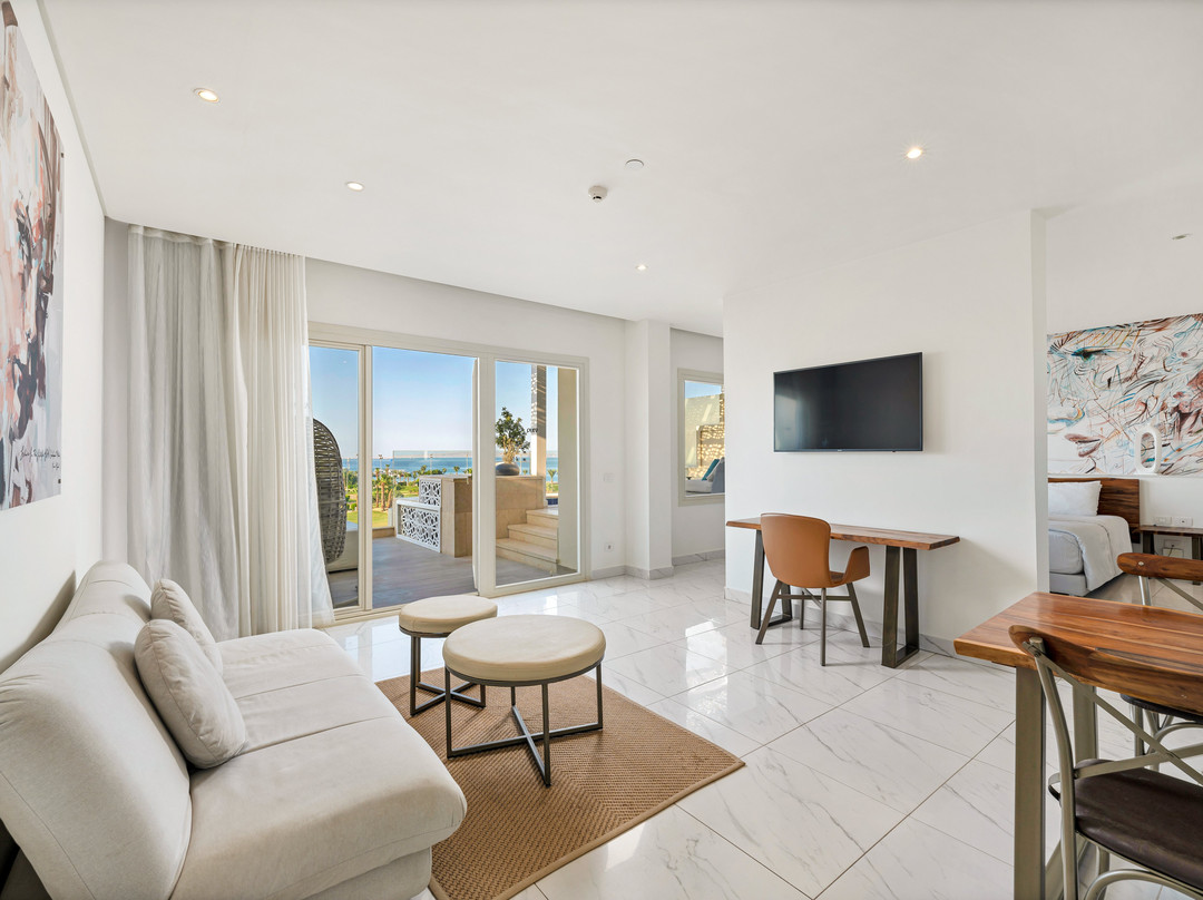 赫尔格达纯时尚生活施柏阁酒店主图