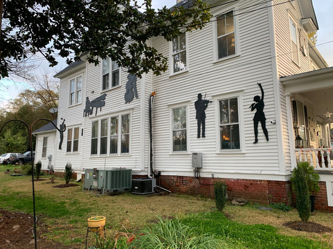 昂姆月河植物园旅馆主图