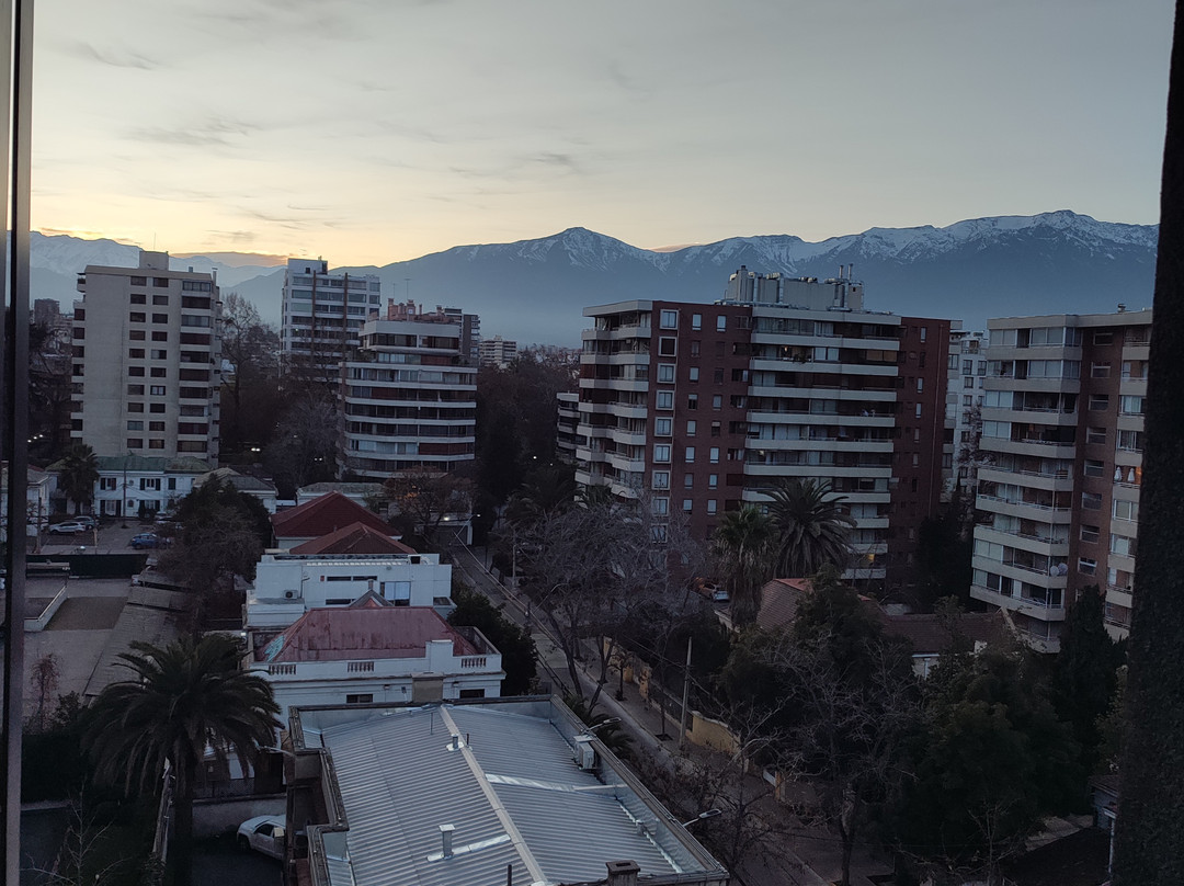 阿尔马苏尔普罗维登西亚酒店主图