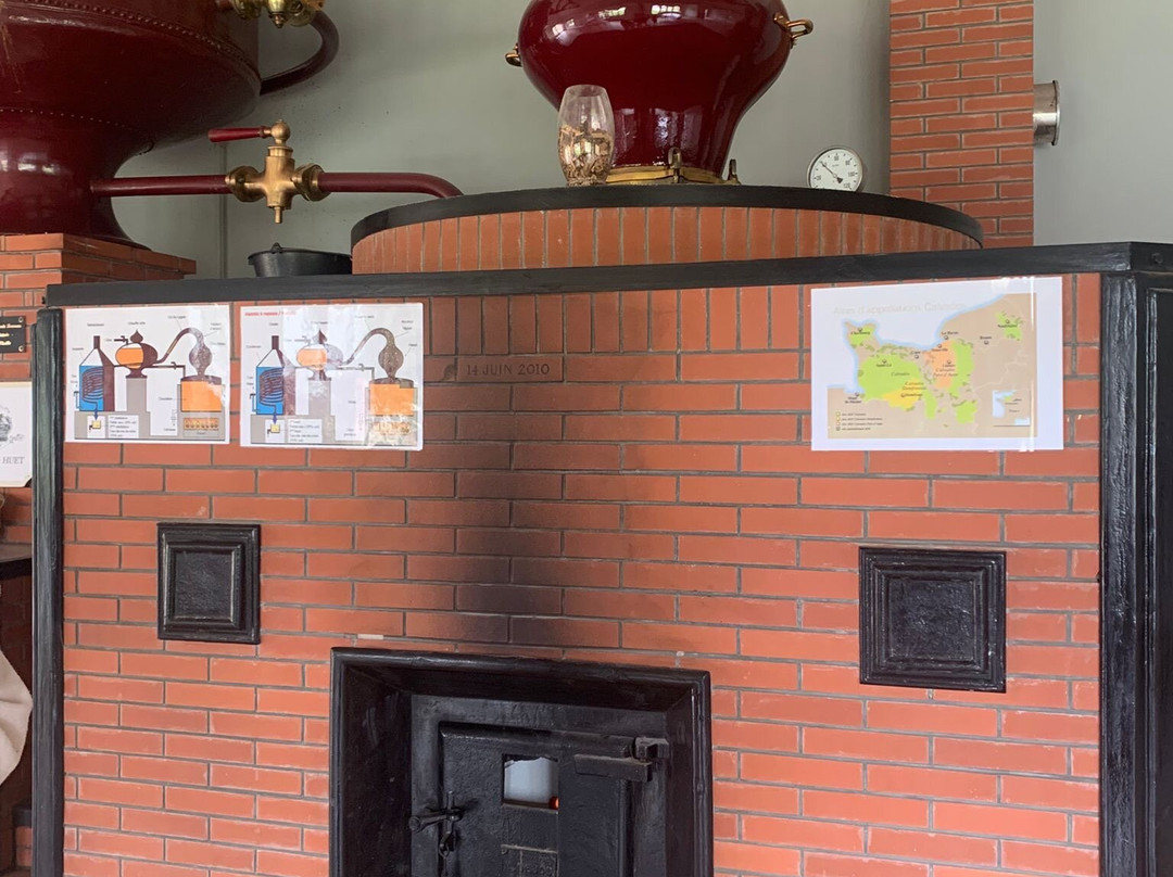 Calvados Pierre Huet-Cambremer必去景点