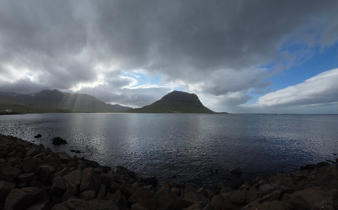 Kirkjufell Mountain-格伦达菲厄泽必去景点