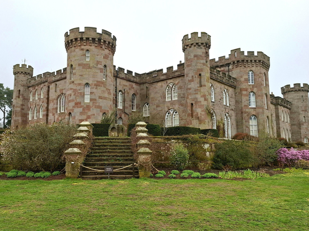Cholmondeley Castle Gardens-Cholmondeley必去景点