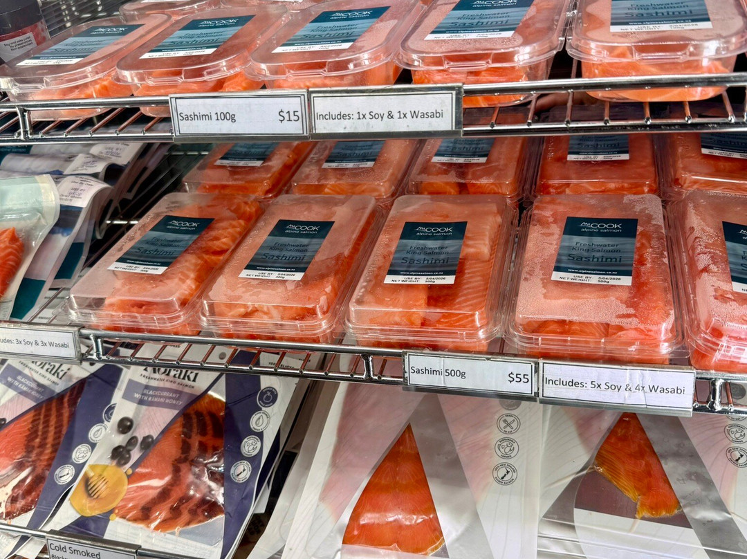 库克山三文鱼养殖场-特威泽尔必去景点