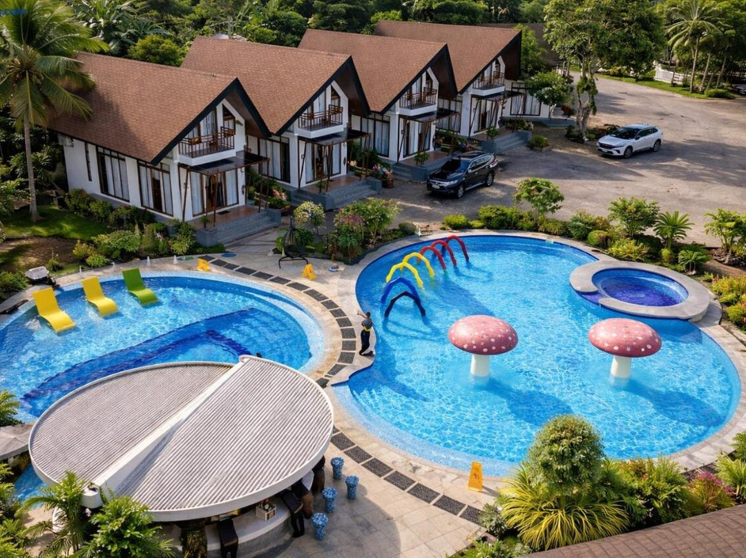 Casa Marcos Resort & Villas