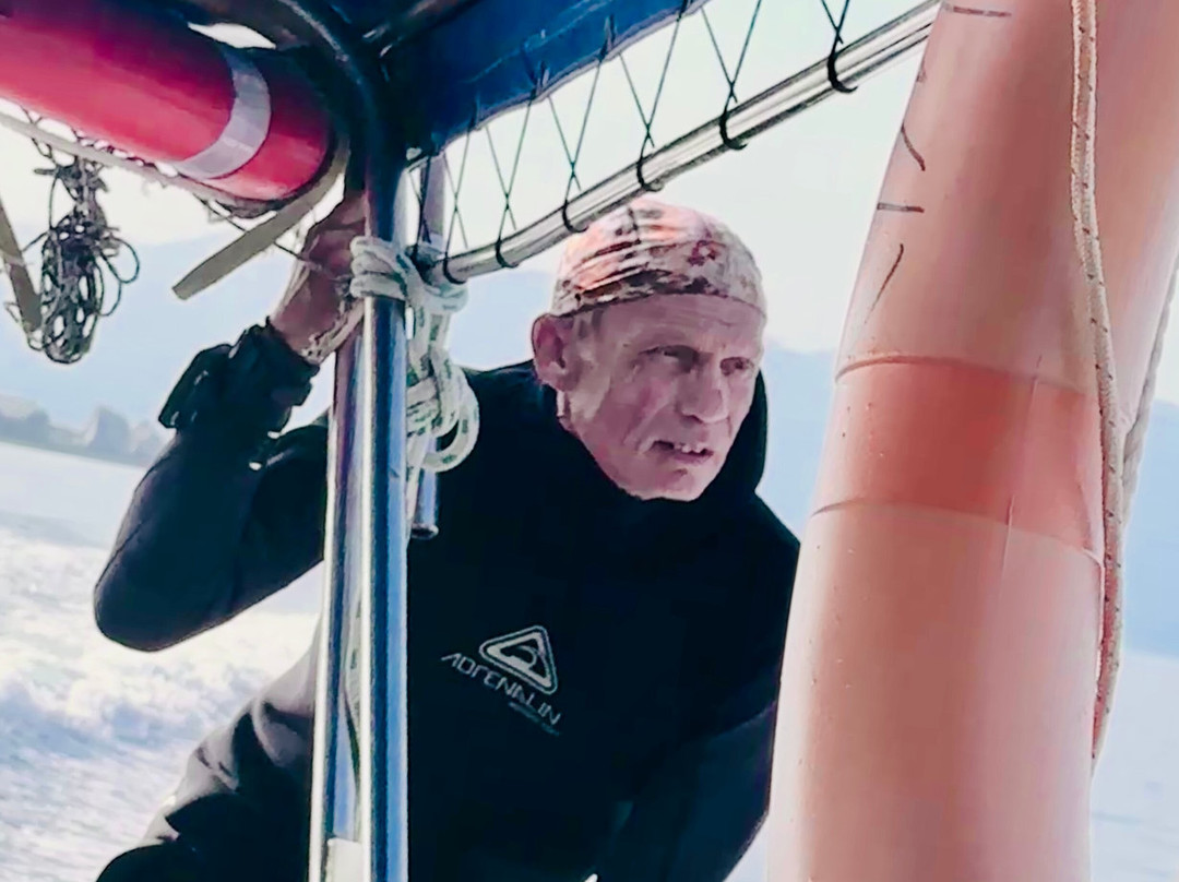 B&J Diving Centre-刁曼岛必去景点