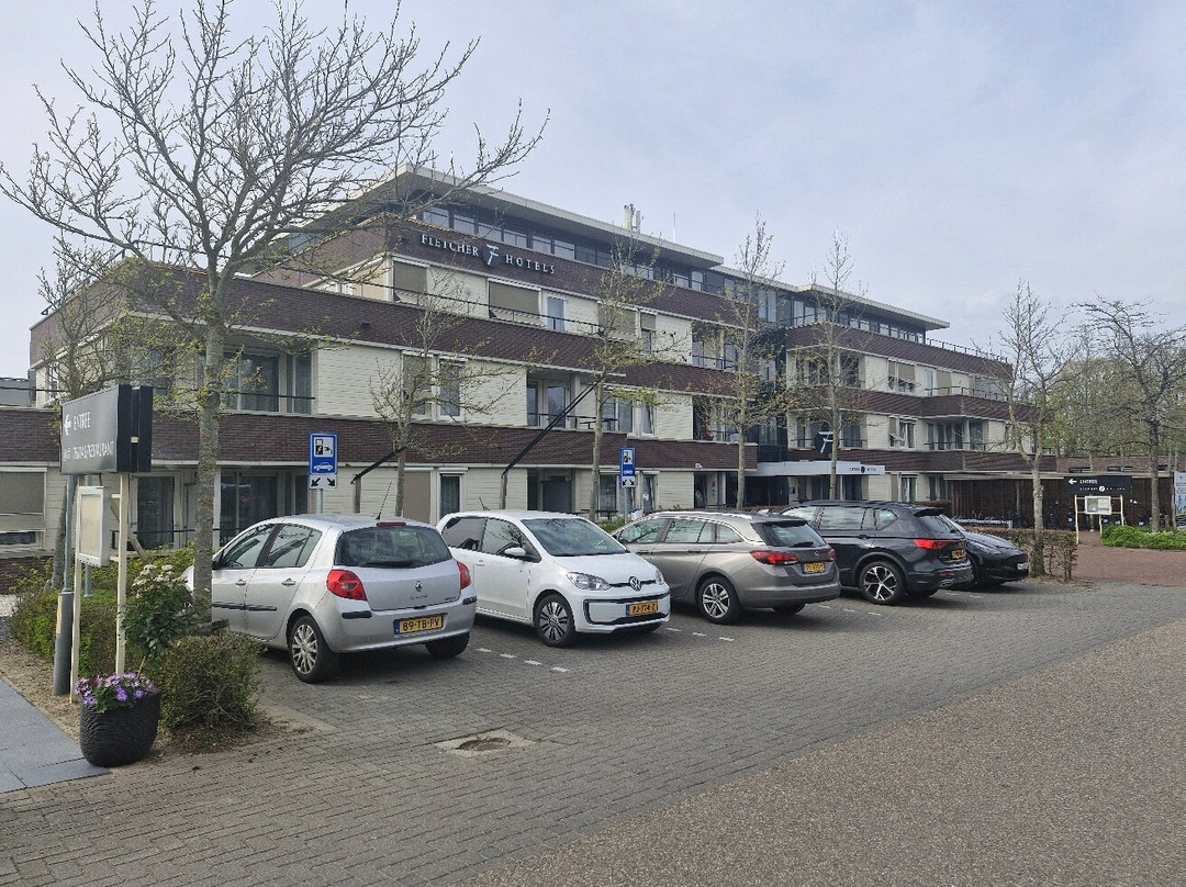 坎珀兰弗雷契养生酒店主图