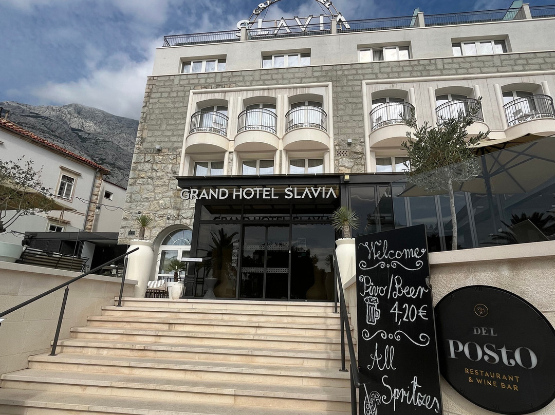 斯拉维亚大酒店 - 限成人主图