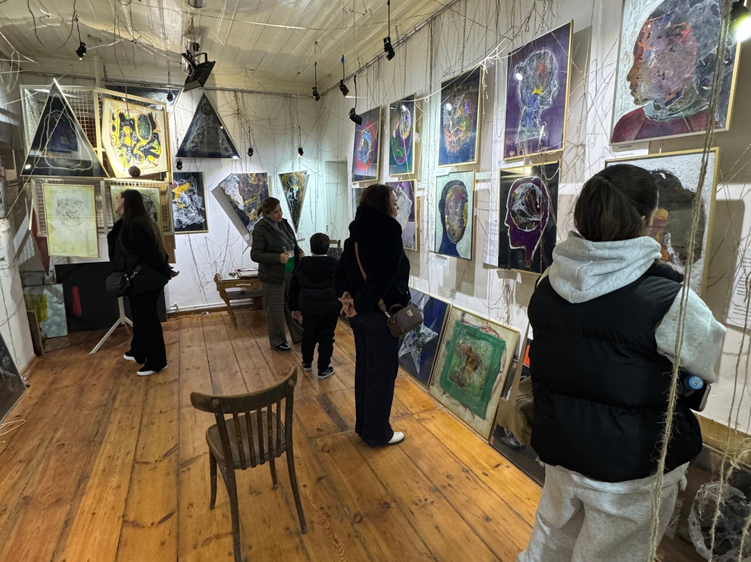 Cobweb Art Gallery and Museum-Gyumri必去景点