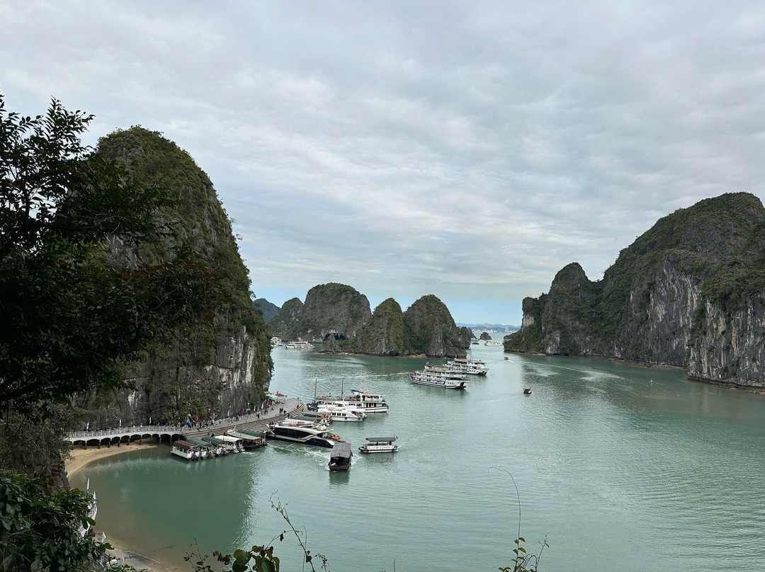Vivu Halong-河内必去景点