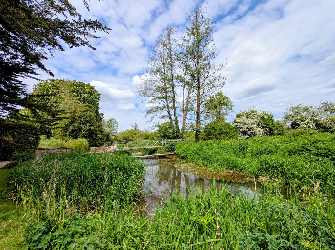Athelhampton House and Gardens-多切斯特必去景点