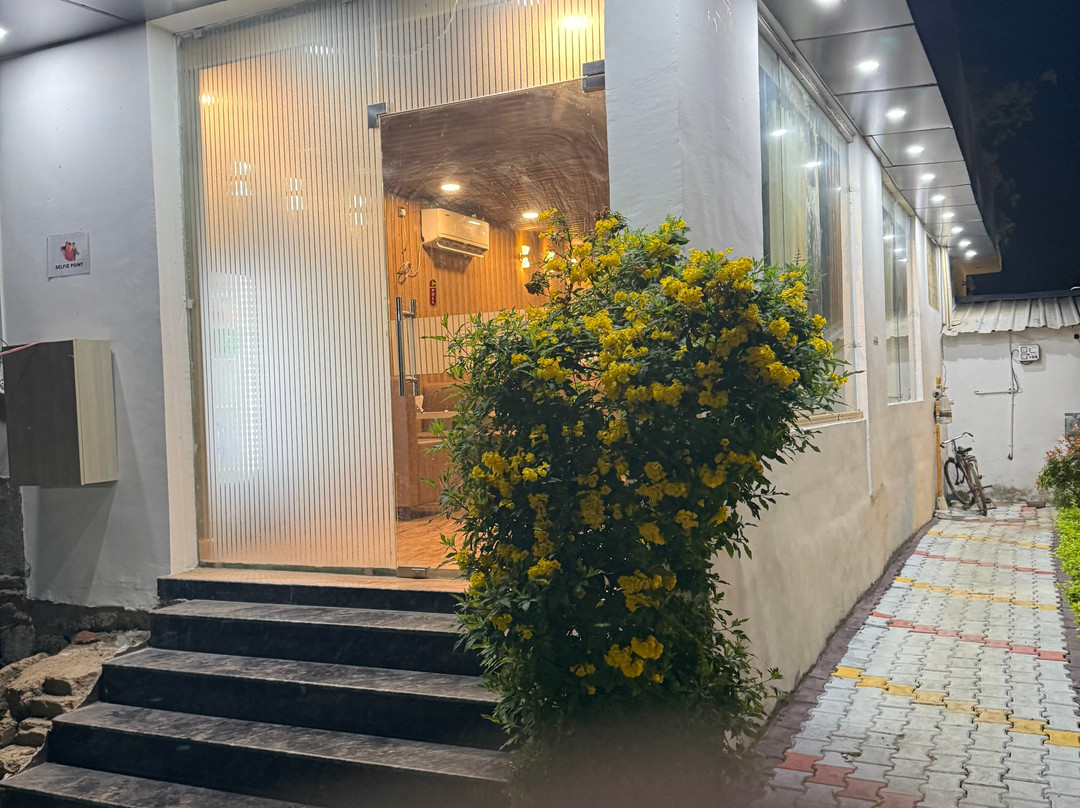 Achi Pho & Cafe